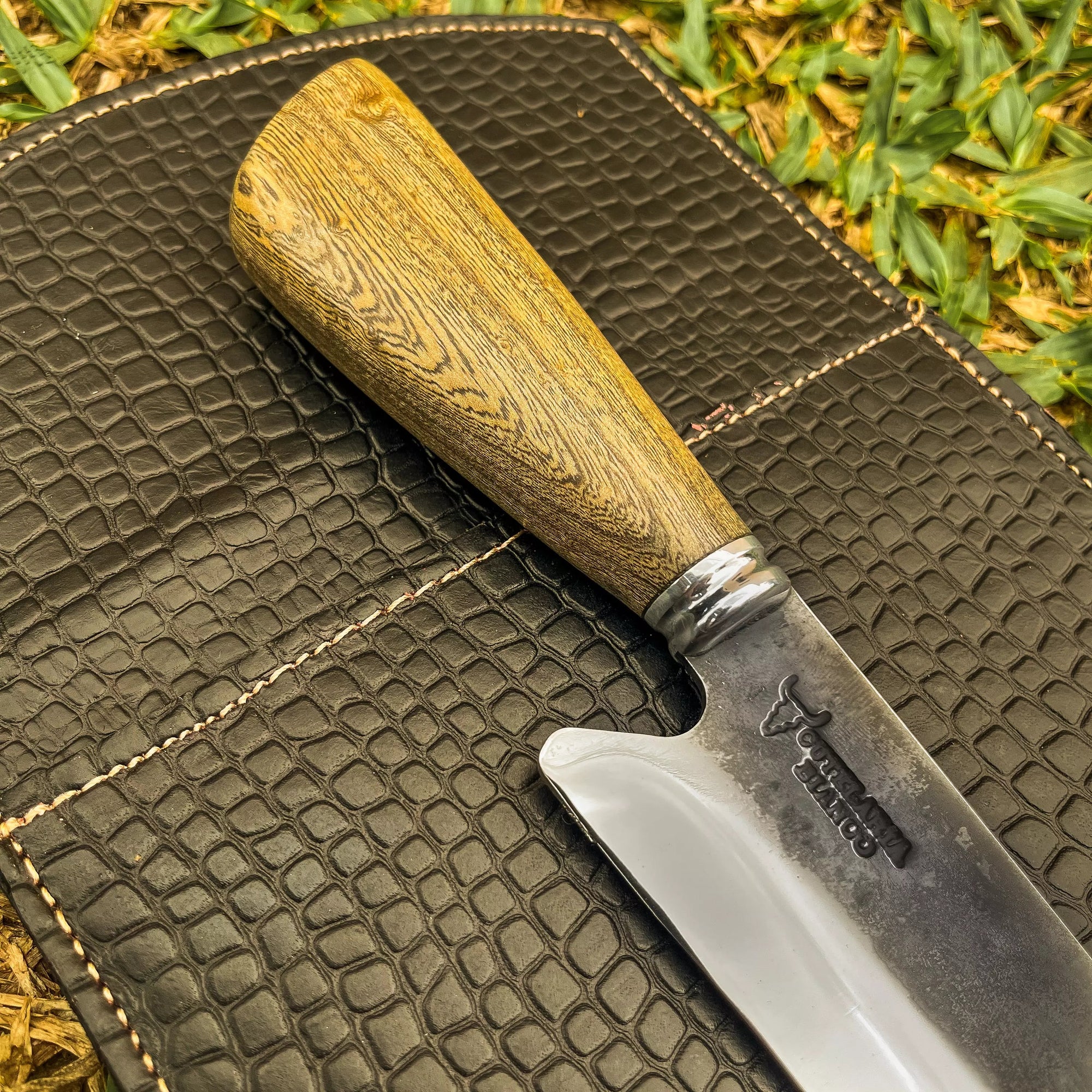 Faca Artesanal de Disco de Arado – Ideal para Churrasco e Culinária